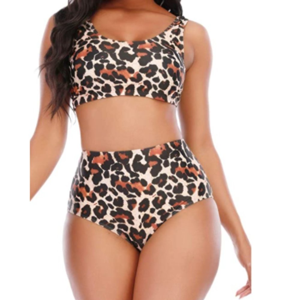 Fabulous Leopard Sporty Swimwear - Picture 4 of 5